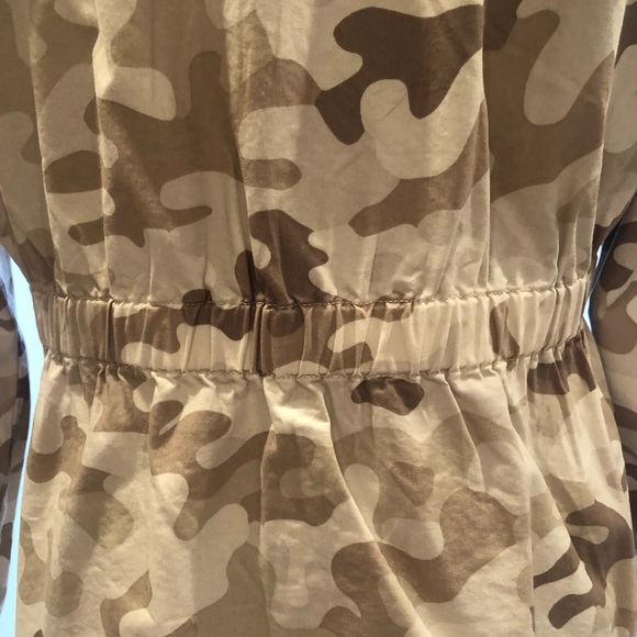 Rachel Hollis Ltd Camo Jacket.  Size Small. - Picture 8 of 10